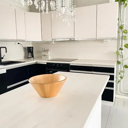 Maatilamiljoeoessae Lägenhet *